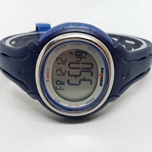 Timex Ironman 594 Women's 38mm Indiglo Digital Alarm Timer 50 Lap Watch - Picture 10 of 11